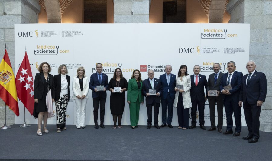 Los ganadores de los VI Premios Médicos y Pacientes resaltan la insustituible labor de la profesión médica en la sociedad