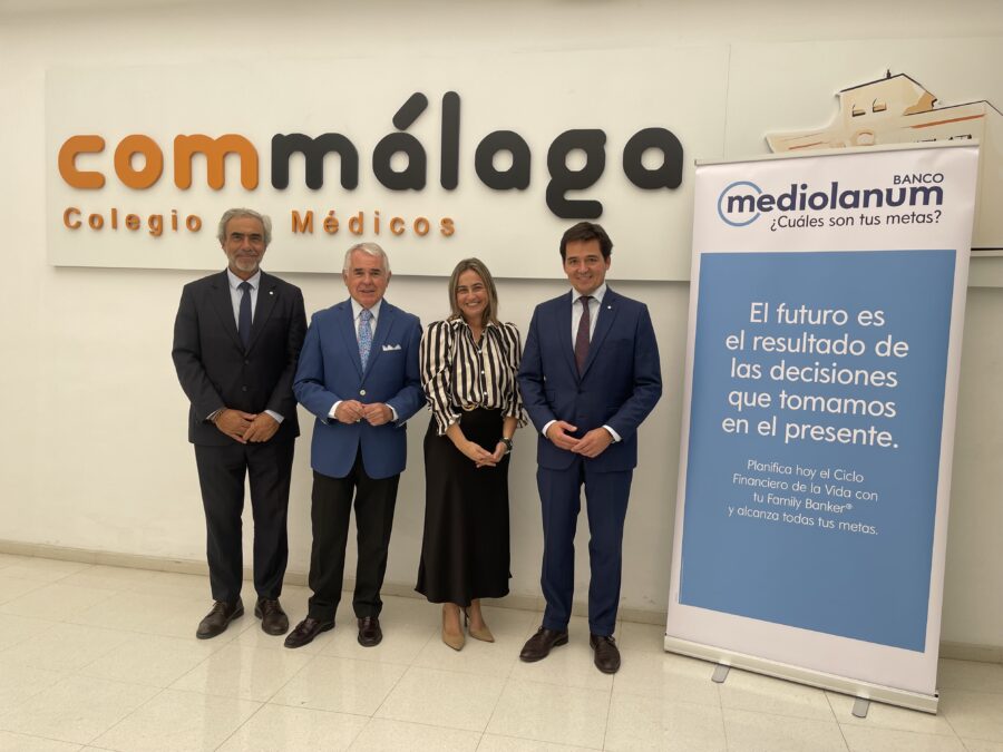 El Colegio Oficial de Médicos de Málaga y Banco Mediolanum firman un acuerdo de colaboración