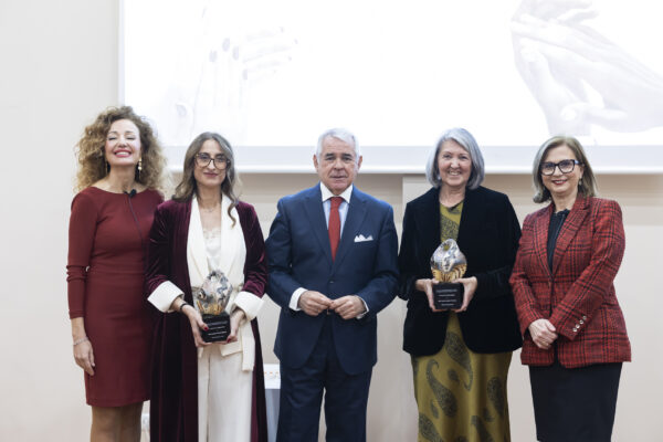 Las Dras. Carmen Agüera y Lourdes Quirós Premios Dra. Fanny Medina 2026