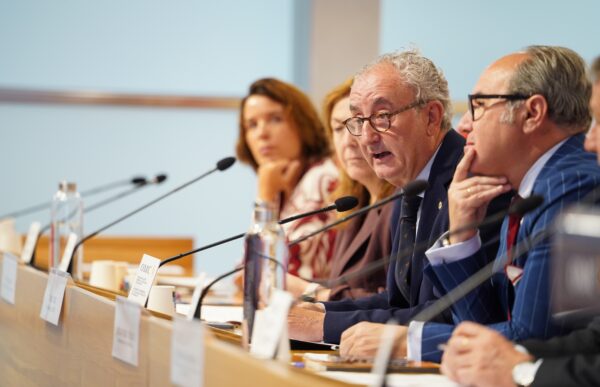 La OMC publica el primer Manual de Buenas Prácticas para la Inteligencia Artificial en Medicina